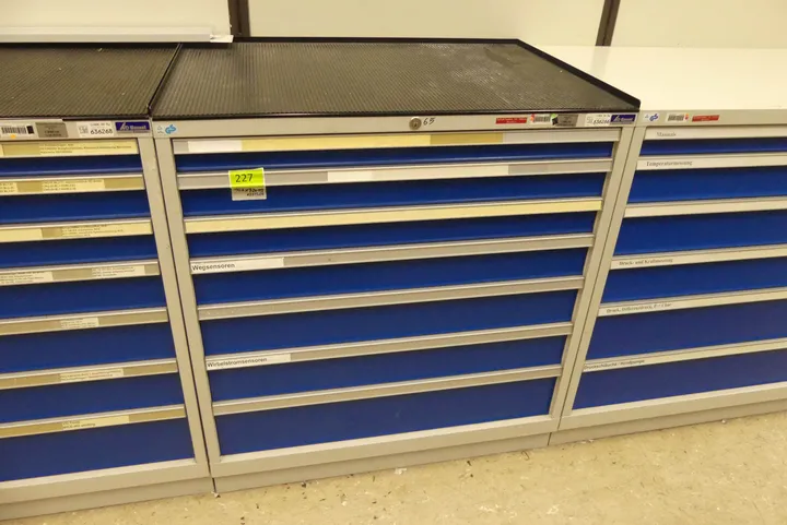 Garant Schubladenschrank mit Inhalt Maße in cm ca.: 102 x 72 x 113
